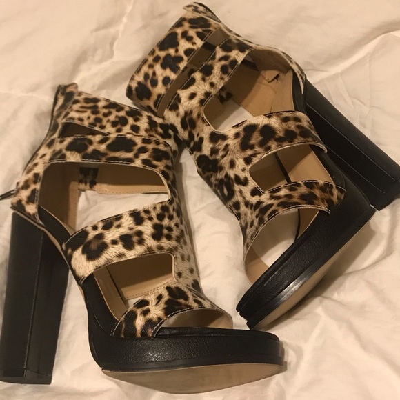 Platform - Picture 4 of 5